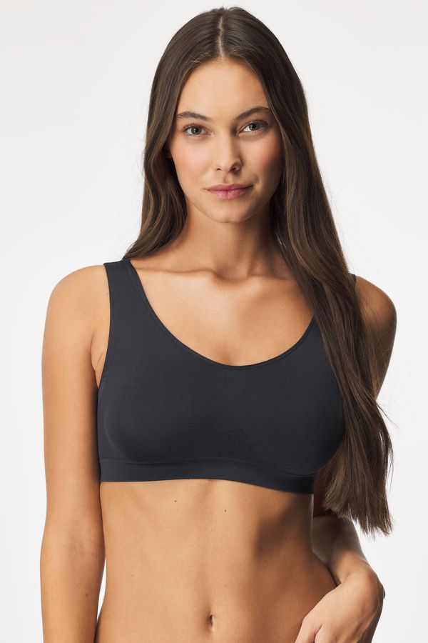 Hanna Style Športen brezšiven modrček Hanna