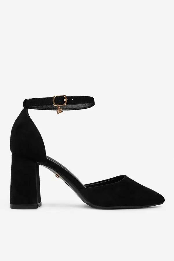 DeeZee Čevlji s peto DeeZee BK-2466-2 Črna