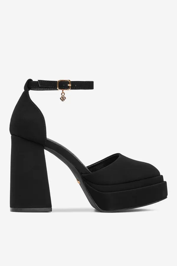 DeeZee Čevlji s peto DeeZee LW85478-6A Črna