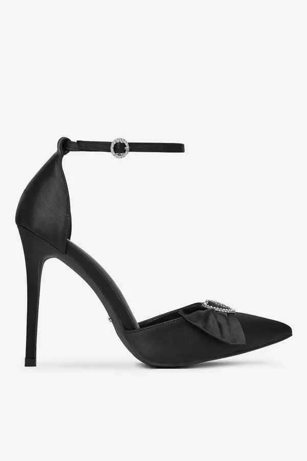 DeeZee Čevlji s peto DeeZee Q93079-15 Črna