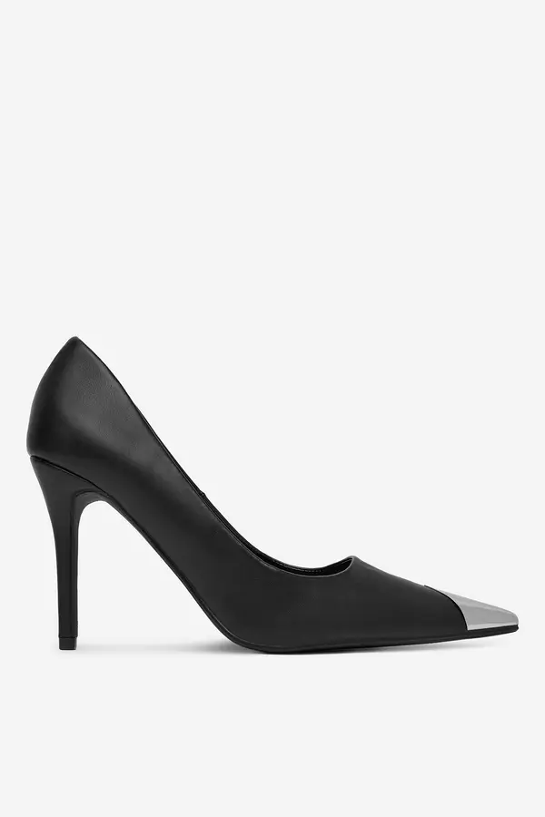 DeeZee Čevlji s peto DeeZee S4P1693702 Črna