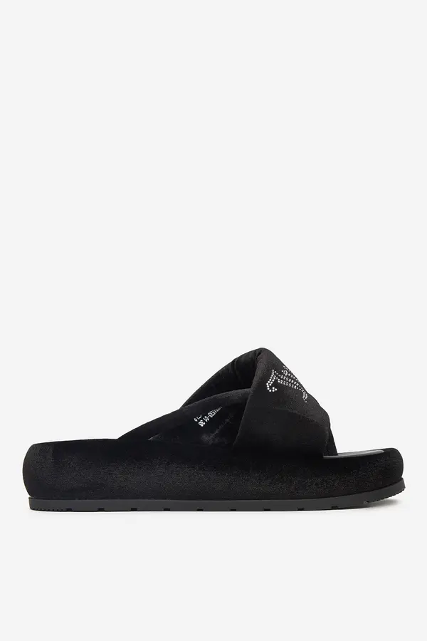 Juicy Couture Natikači JUICY COUTURE WSS21533-01 Črna