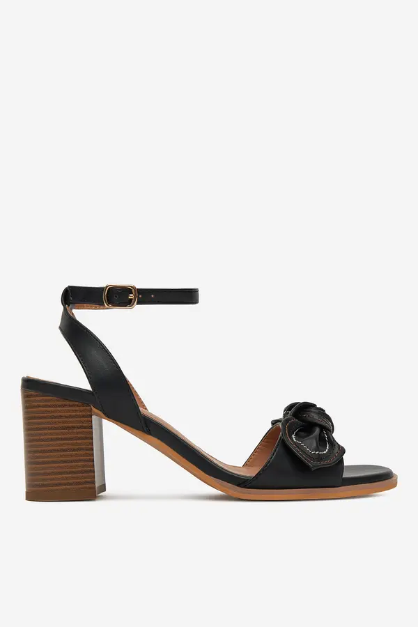 Clara Barson Sandali Clara Barson WS24053-01 Črna
