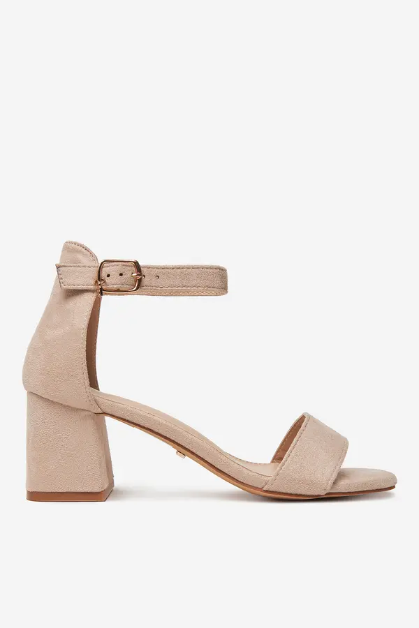 DeeZee Sandali DeeZee 5250-1 Bež