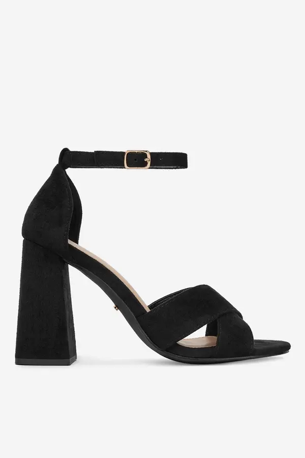 DeeZee Sandali DeeZee F3496-2 Črna