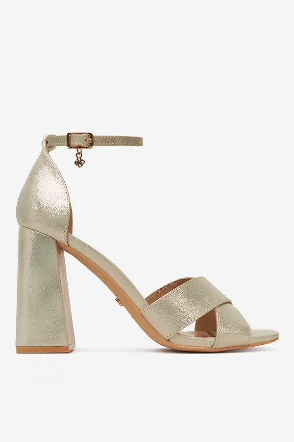 DeeZee Sandali DeeZee F3496-2 Zlata