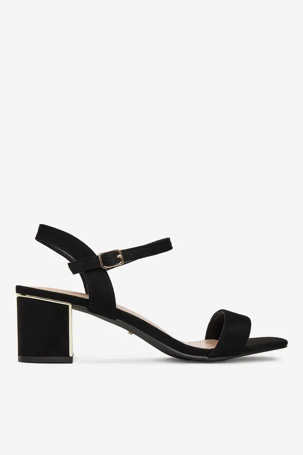 DeeZee Sandali DeeZee F885-1 Črna