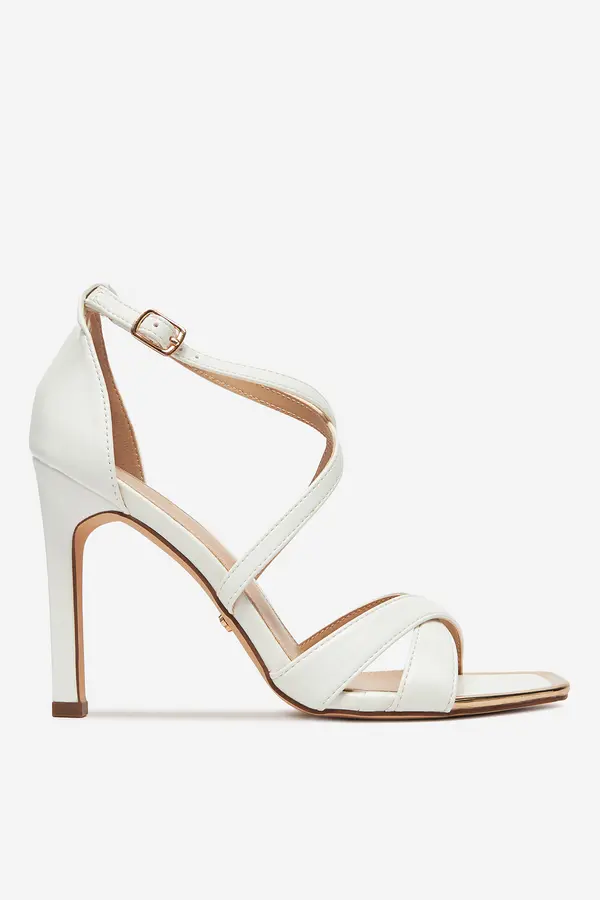 DeeZee Sandali DeeZee F92018-2 Bela