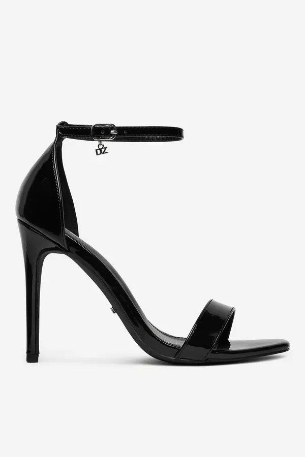DeeZee Sandali DeeZee LWLY126-2 Črna