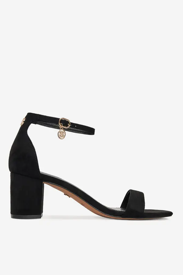 Nine West Sandali NINE WEST WFA2625-1 Črna