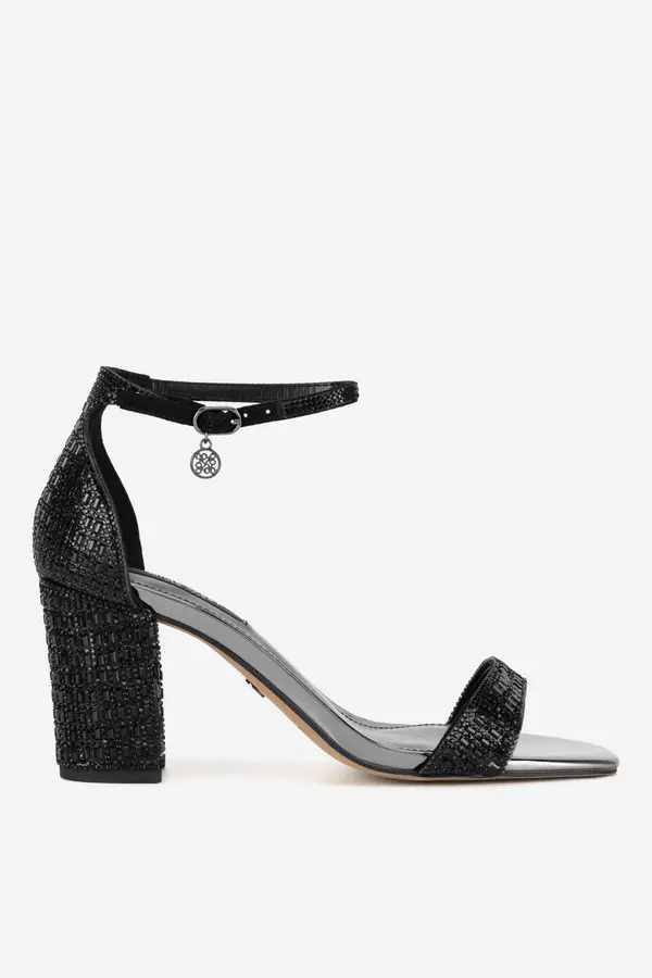 Nine West Sandali NINE WEST WFA3032-1 Črna