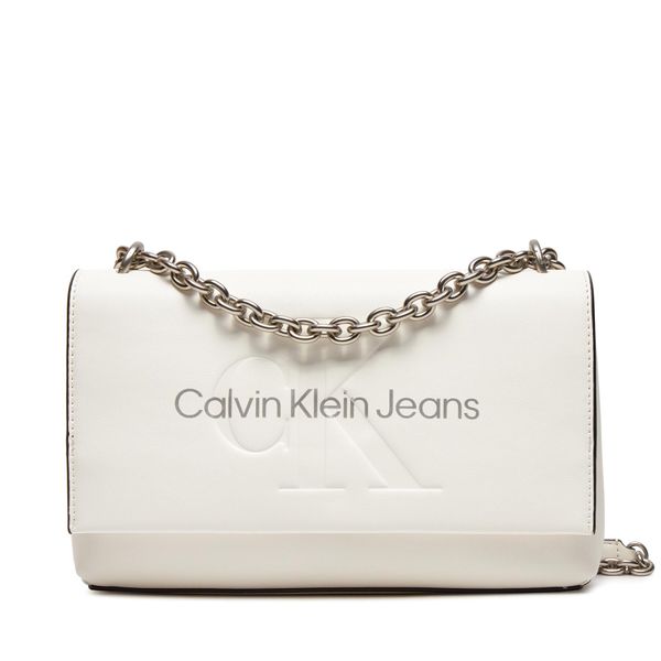 Calvin Klein Jeans Ročna torba Calvin Klein Jeans Sculpted Ew Flap Conv25 Mono K60K611866 White/Silver Logo 0LI