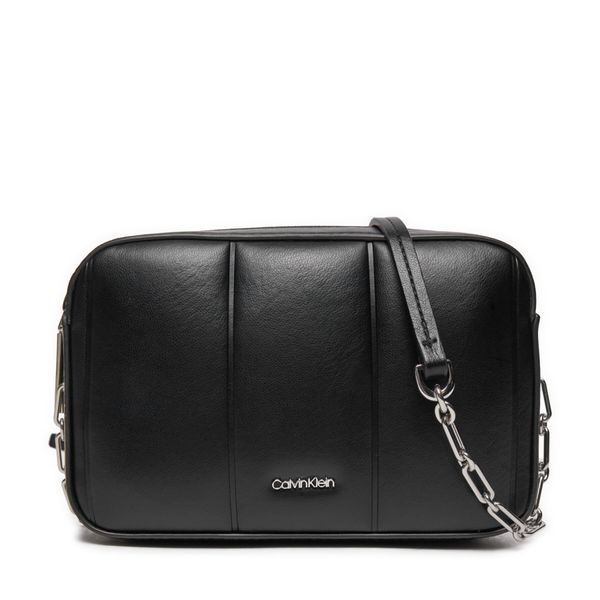 Calvin Klein Ročna torba Calvin Klein Line Quilt Camera Bag K60K613076 Črna