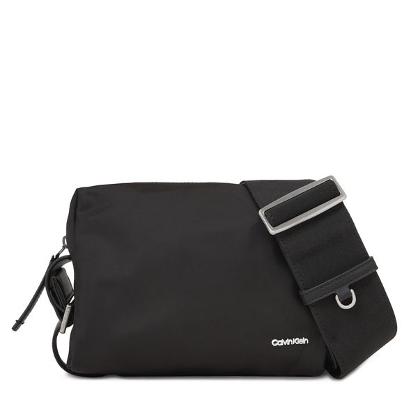 Calvin Klein Ročna torba Calvin Klein Wide Strap Nylon Camera Bag K60K611071 Črna