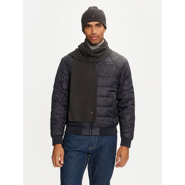 Tommy Hilfiger Set šal + kapa Tommy Hilfiger Flag Pima Cotton Beanie & Scarf AM0AM12937 Siva