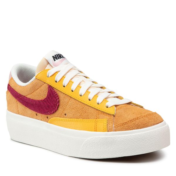 Nike Superge Nike Blazer Low Platform DO6721 700 Rjava