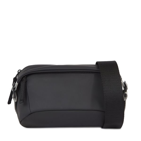 Calvin Klein Torbica za okrog pasu Calvin Klein Rubberized Camera Bag K50K510800 Črna