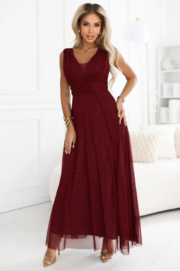 numoco basic 637-1 Long evening dress with a brocade accent and a deep neckline - burgundy