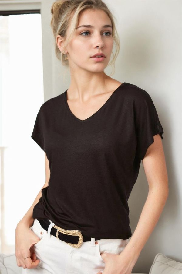 dewberry 77002 Dewberry V-Neck Basic Women T-Shirt-BLACK