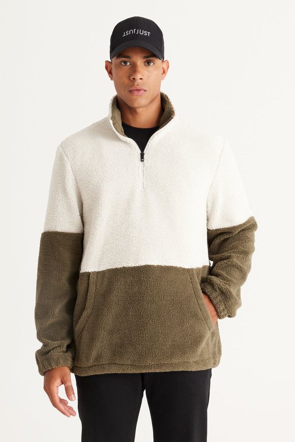 AC&Co / Altınyıldız Classics AC&Co / Altınyıldız Classics Men's Beige-khaki Standard Fit High Bato Collar Kangaroo Pocket Double Color Sherpa Fleece Sweatshirt