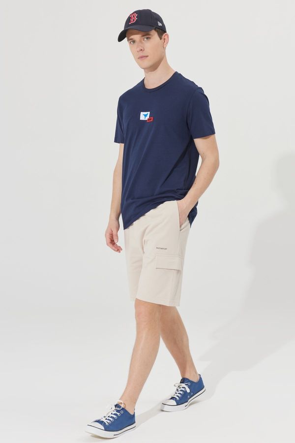 AC&Co / Altınyıldız Classics AC&Co / Altınyıldız Classics Men's Beige Standard Fit Regular Fit 100% Cotton Plain Knit Shorts