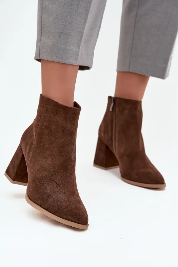 Zazoo Ankle boots made of natural suede with block heel insulated brown Zazoo 3128