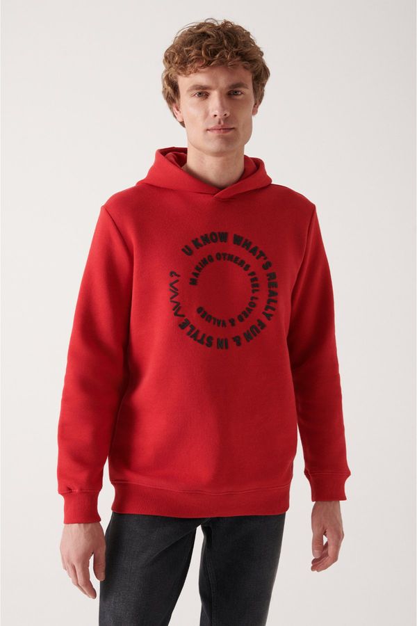 Avva Avva Men's Red Hooded 3-Thread Fleece Printed Regular Fit Sweatshirt
