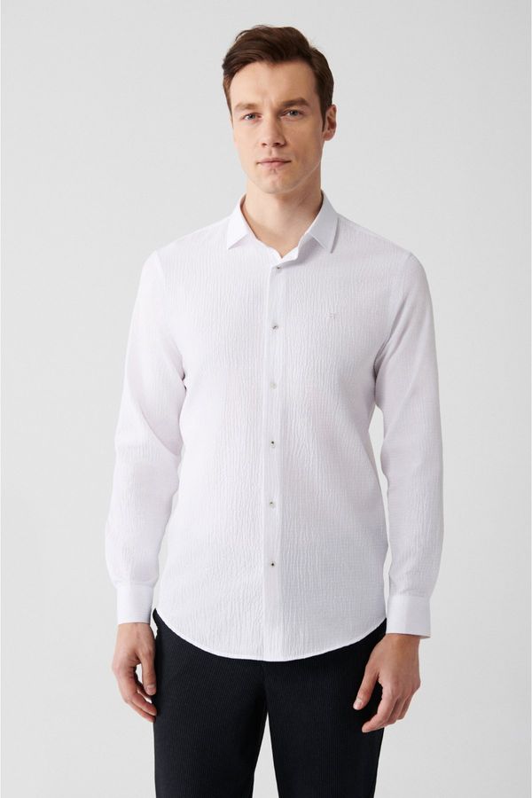 Avva Avva Men's White Classic Collar Wafered Cotton Shirt E 002068
