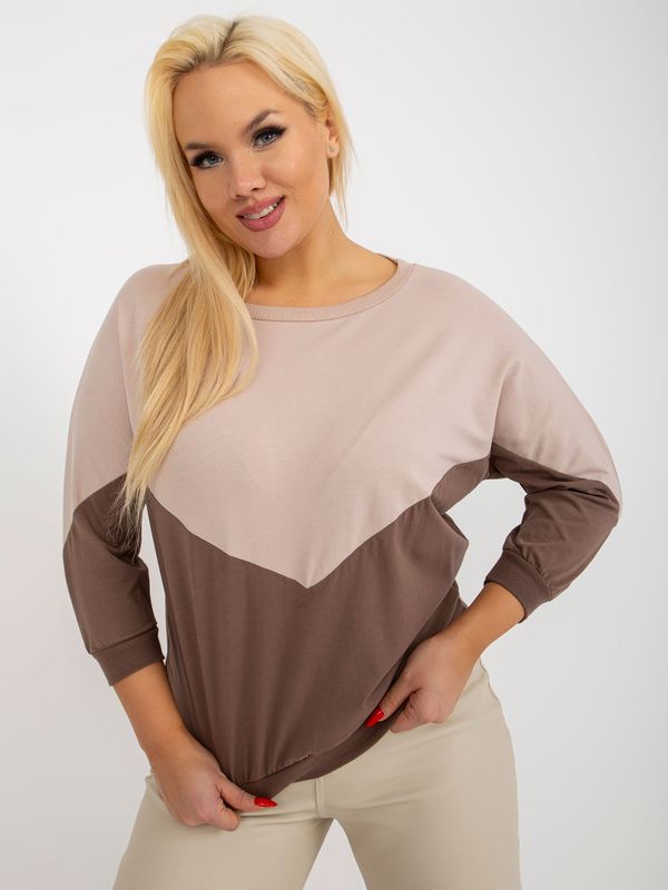 Fashionhunters Basic beige and brown cotton blouse plus size