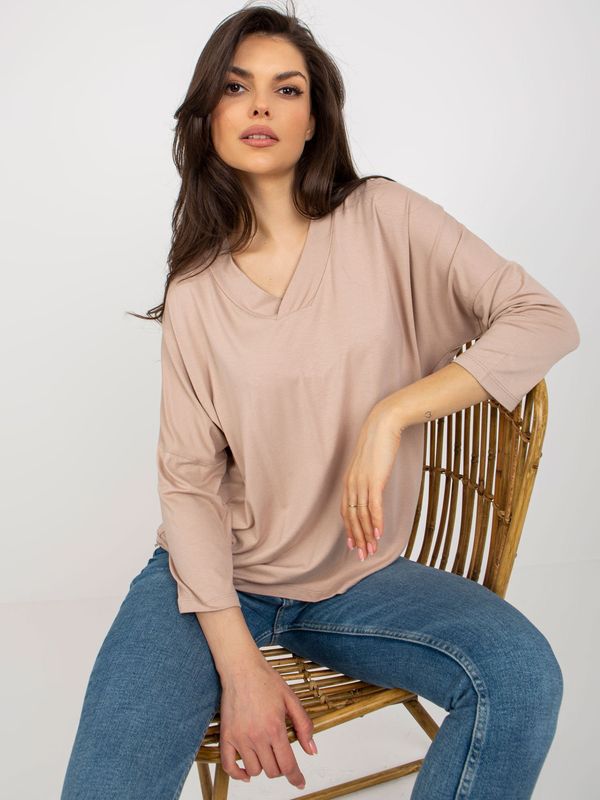 Fashionhunters Basic beige viscose blouse