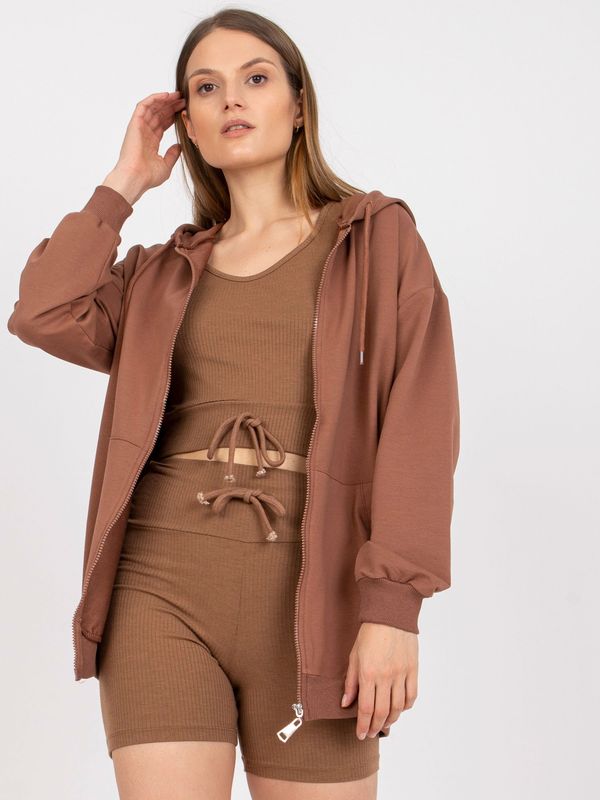 Fashionhunters Basic brown three-piece set with shorts