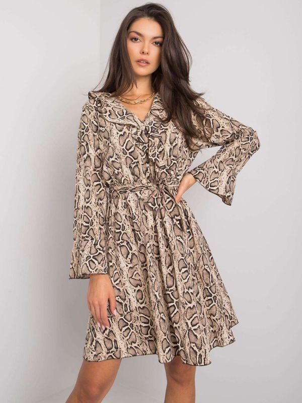 Fashionhunters Beige and black dress Amiya with long sleeves