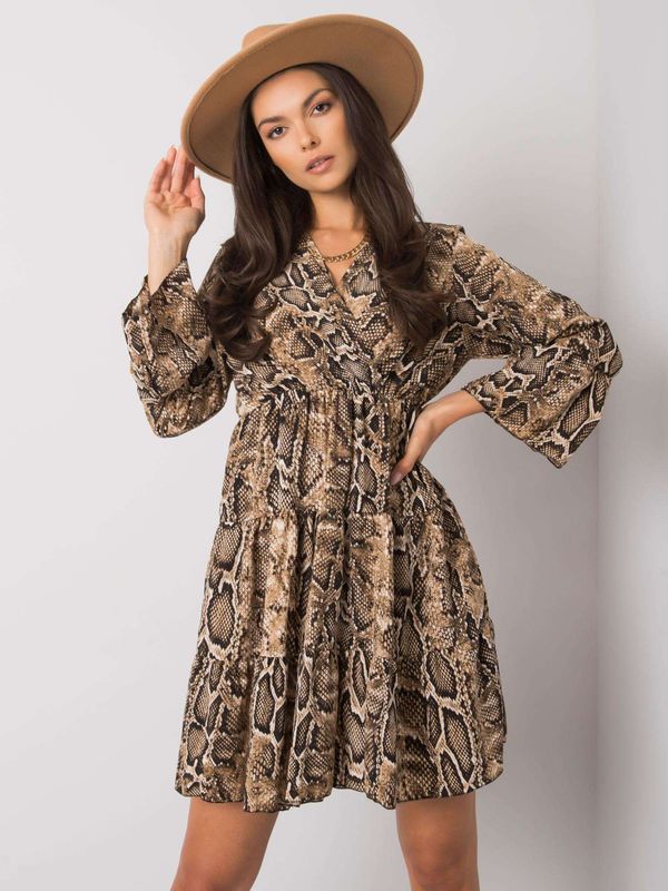 Fashionhunters Beige and black dress with Milani print