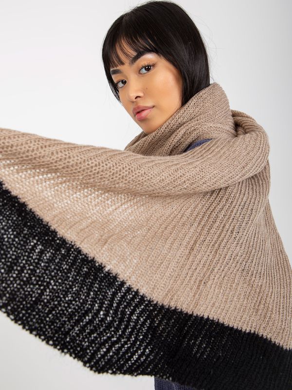 Fashionhunters Beige-black long knitted scarf for women