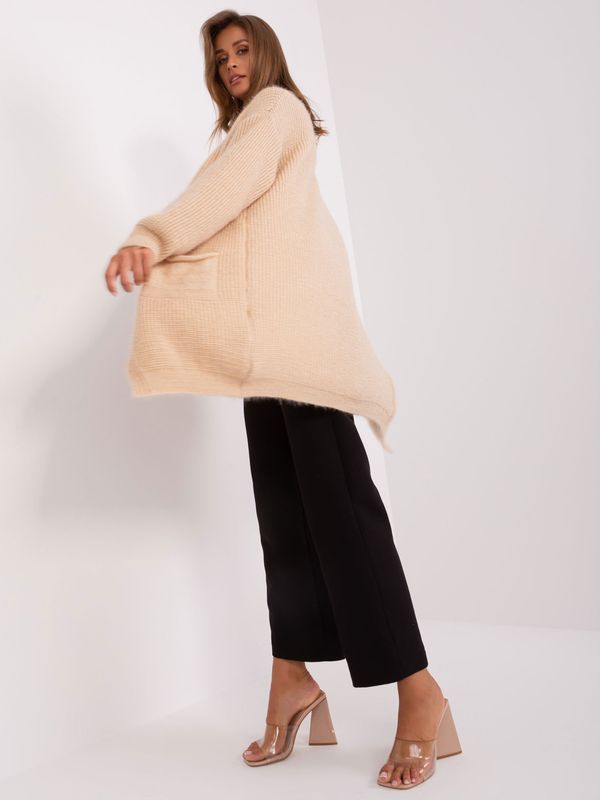 Fashionhunters Beige knitted oversize cardigan