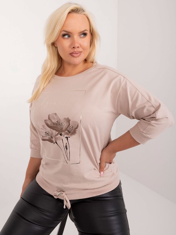 Fashionhunters Beige women's plus size blouse with print