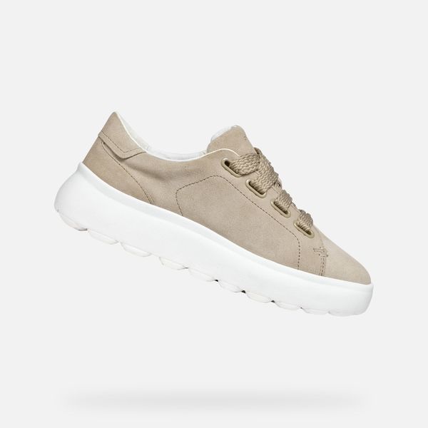 GEOX Beige women's sneakers Geox Spherica EC4.1 - Women's