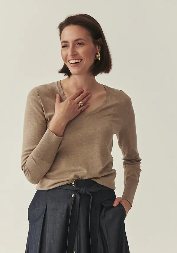 Tatuum Bež klasičen pulover z V-izrezom