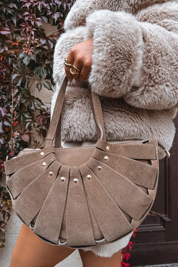 Boto Bež torbica iz naravnega semiša Tialine