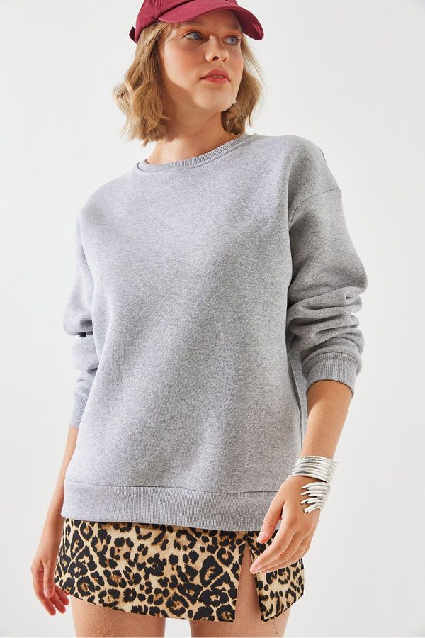 Bianco Lucci Bianco Lucci Women's Crew Neck Raised Basic Sweatshirt