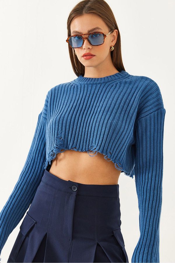 Bianco Lucci Bianco Lucci Women's Crew Neck Ripped Detail Crop Knitwear Sweater