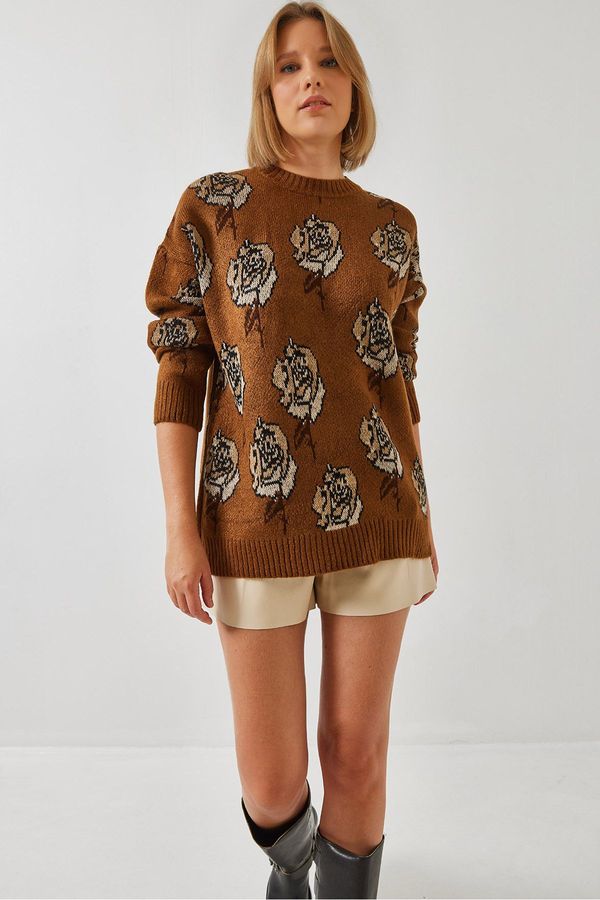 Bianco Lucci Bianco Lucci Women's Crew Neck Rose Patterned Knitwear Sweater