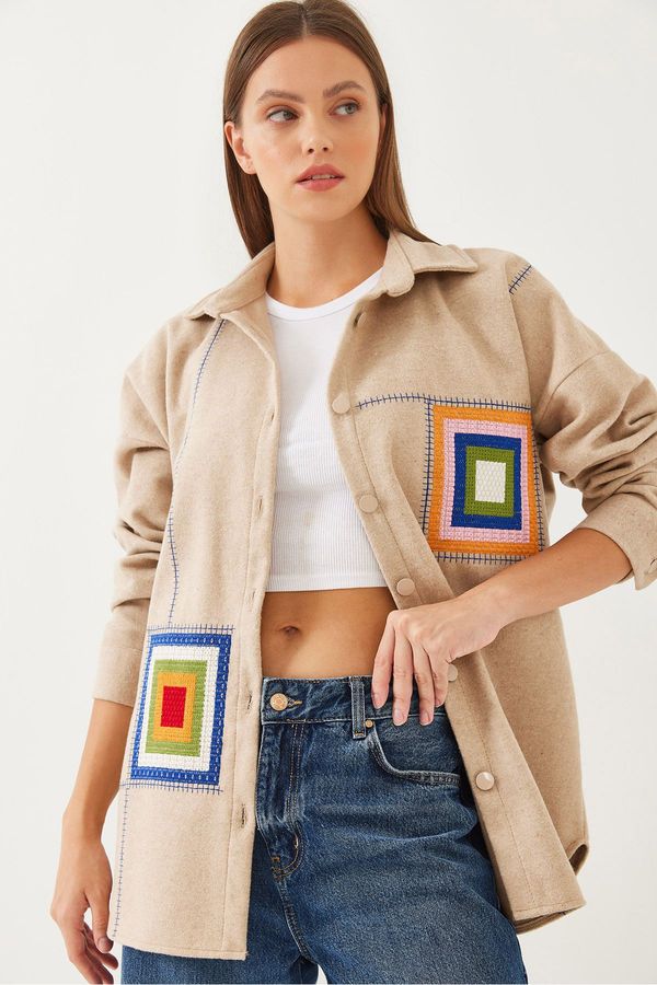 Bianco Lucci Bianco Lucci Women's Embroidered Detail Cashmere Shirt