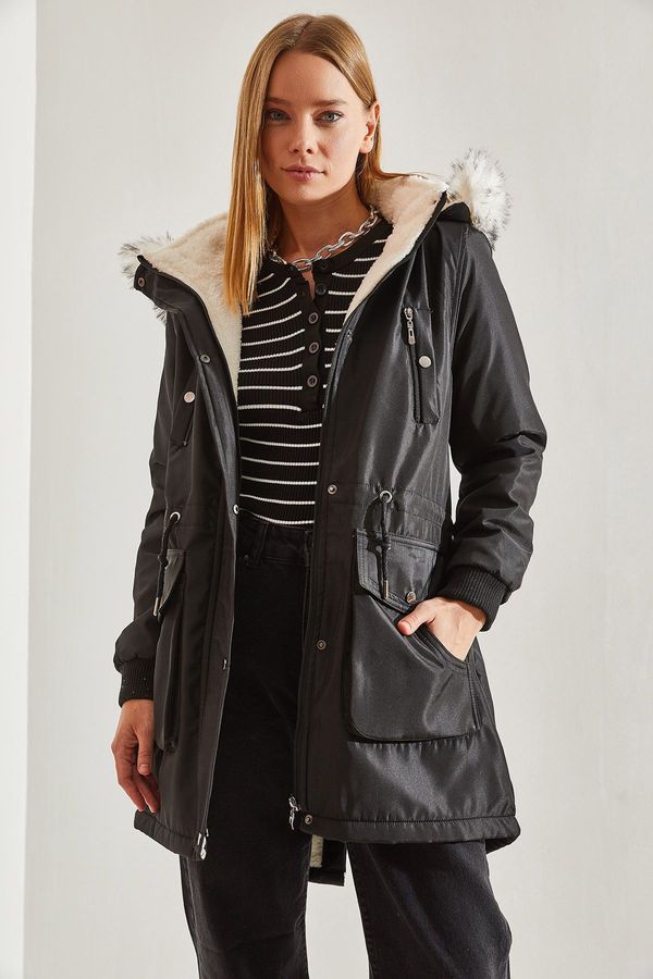 Bianco Lucci Bianco Lucci Women's Hooded Furry Sleeves Elastic Puffer Coat