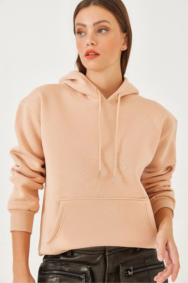 Bianco Lucci Bianco Lucci Women's Kangaroo Pocket Sweatshirt MBHS012