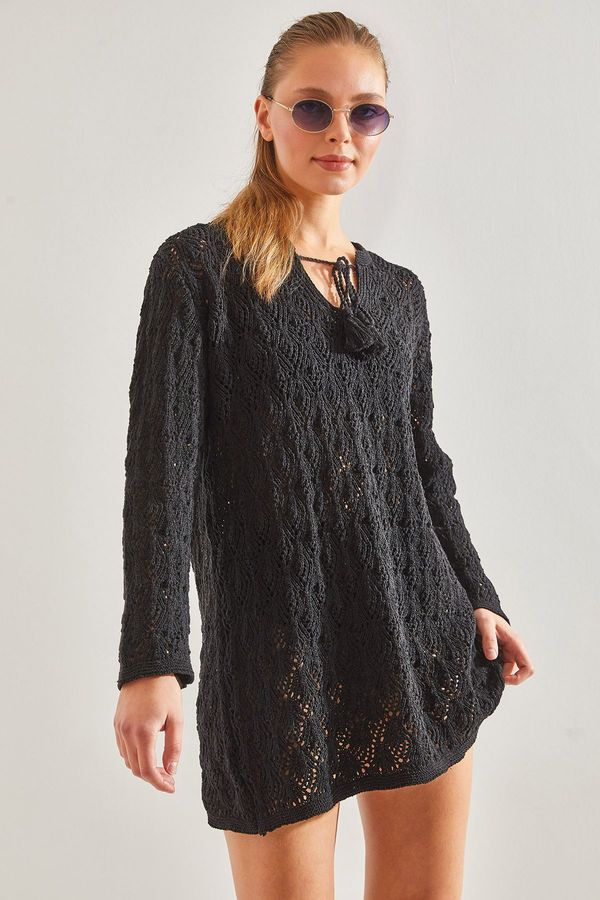 Bianco Lucci Bianco Lucci Women's Openwork Collar Tied Knitwear Tunic