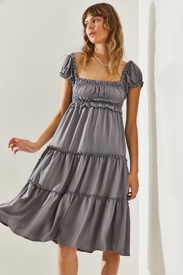 Bianco Lucci Bianco Lucci Women's Square Collar 3 Layer Ayrobin Dress