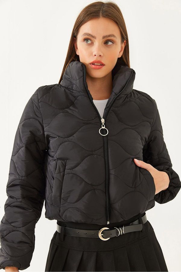 Bianco Lucci Bianco Lucci Women's Stand Collar Waterproof Short Puffer Jacket