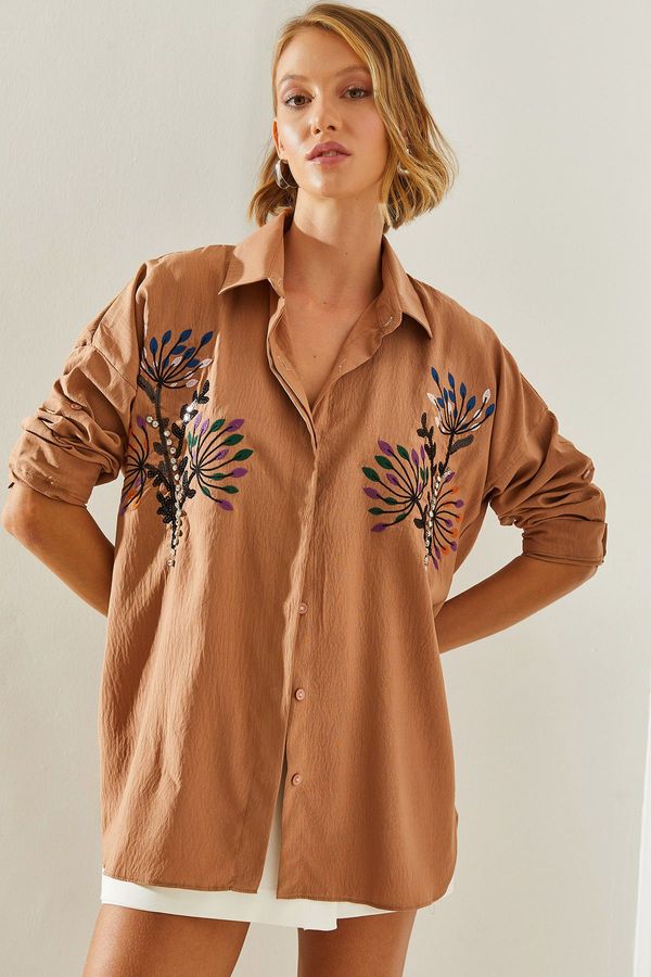 Bianco Lucci Bianco Lucci Women's Stone Leaf Embroidered Oversize Shirt 5929