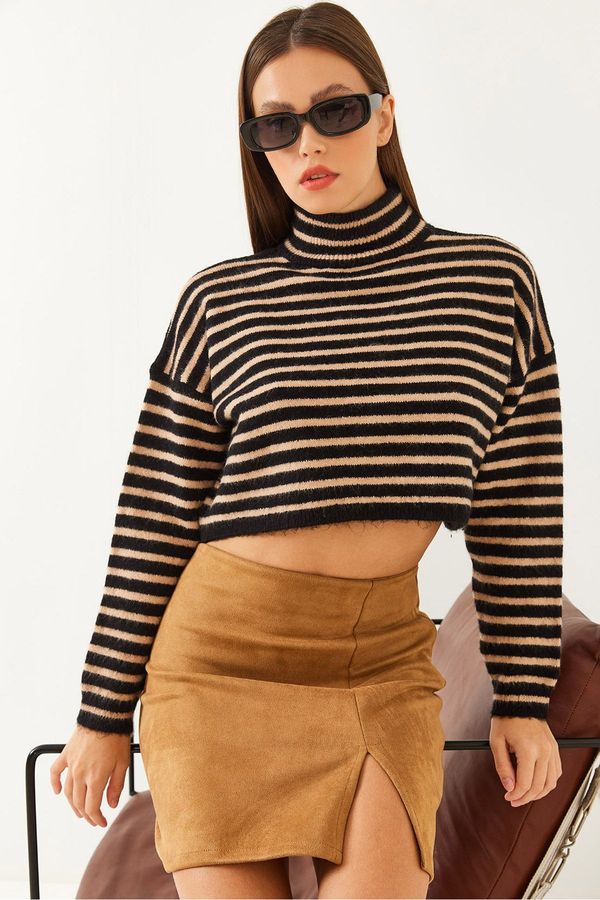 Bianco Lucci Bianco Lucci Women's Striped Half Turtleneck Crop Knitwear Sweater